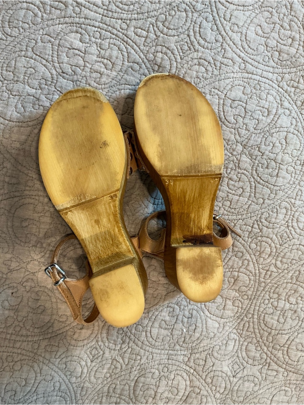 Steve Madden Tan Platform Sandals with Ankle Strap - Picture 6 of 7
